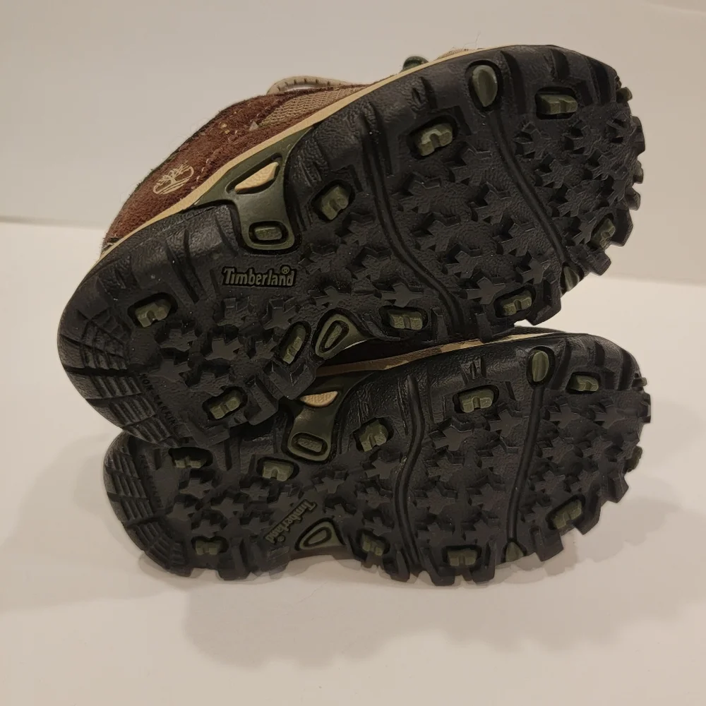 Timberland shoes size 4 infant brown and green